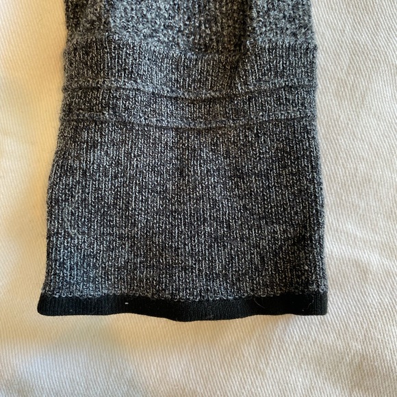 Rag and Bone long sleeve light wool sweater - Picture 5 of 5